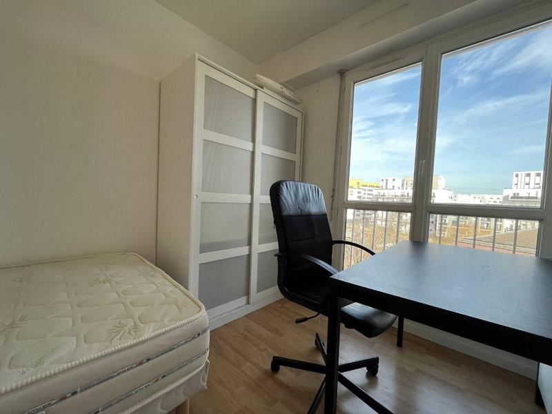 Appartement - 100 m² - 6 pièces