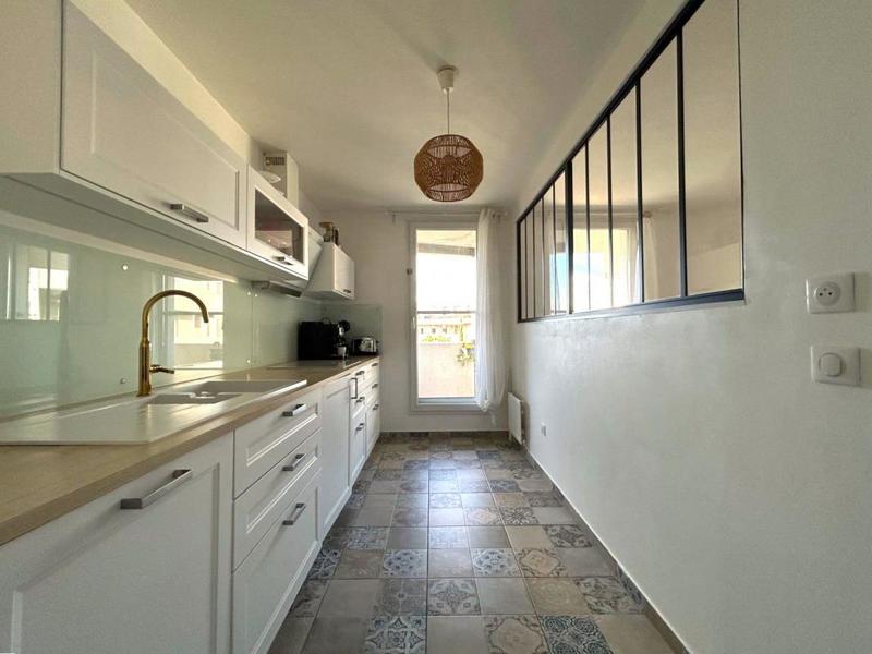 Appartement - 84 m² - 4 pièces