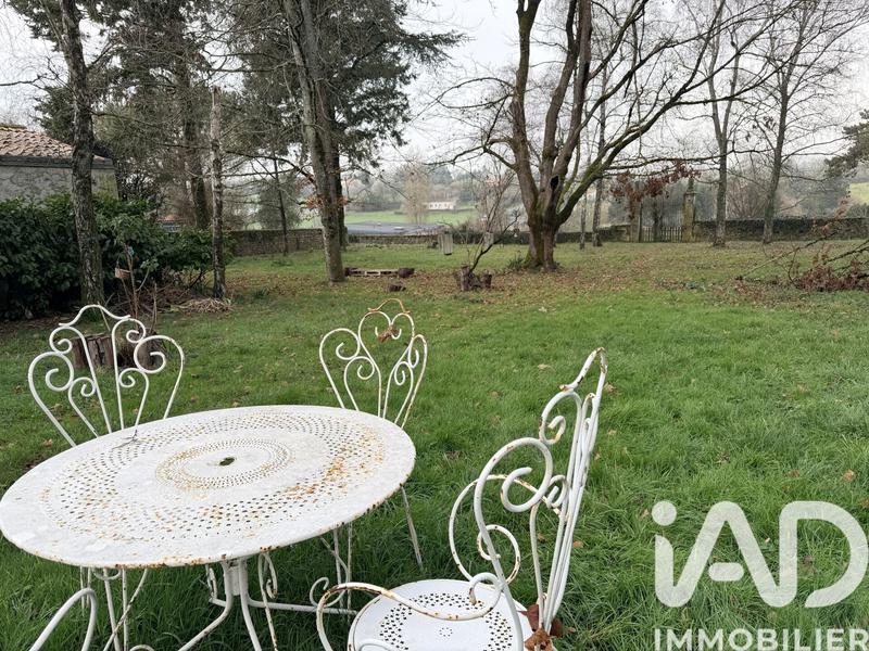 Maison de ville - 294 m² - 9 pièces