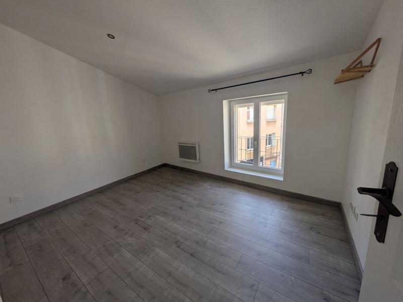 Appartement - 100 m² - 3 pièces