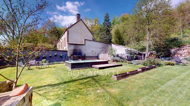 Maison - 189 m² - 8 pièces