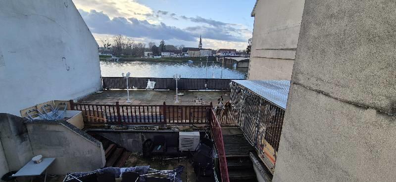 Local commercial - 686 m²