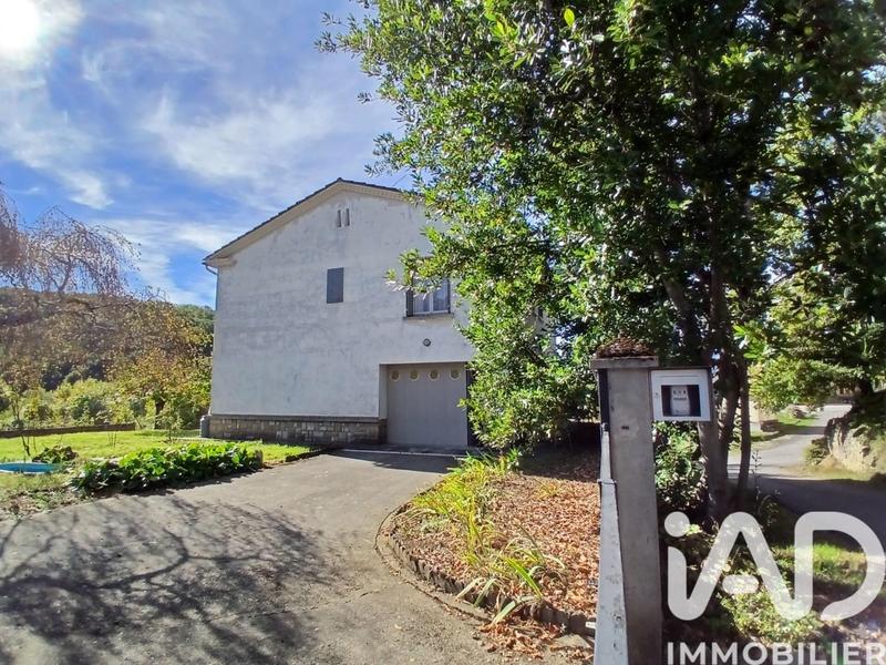 Maison - 110 m² - 5 pièces