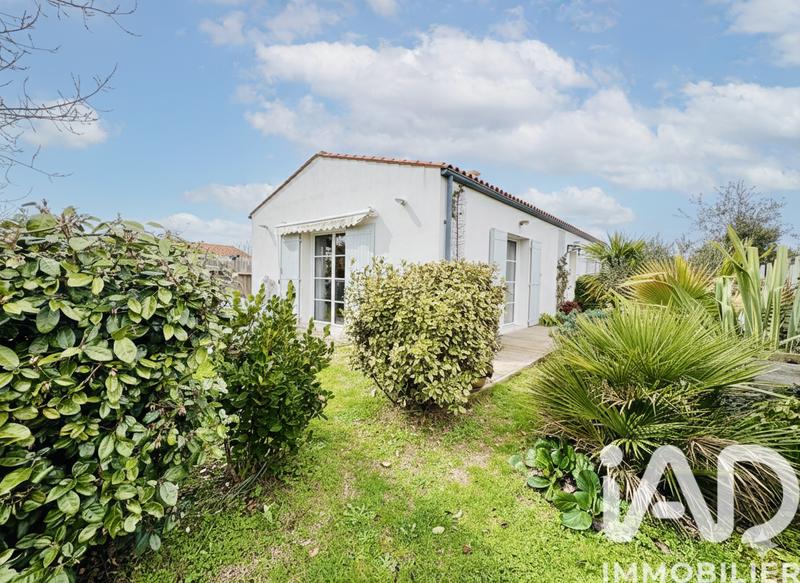 Maison - 90 m² - 5 pièces