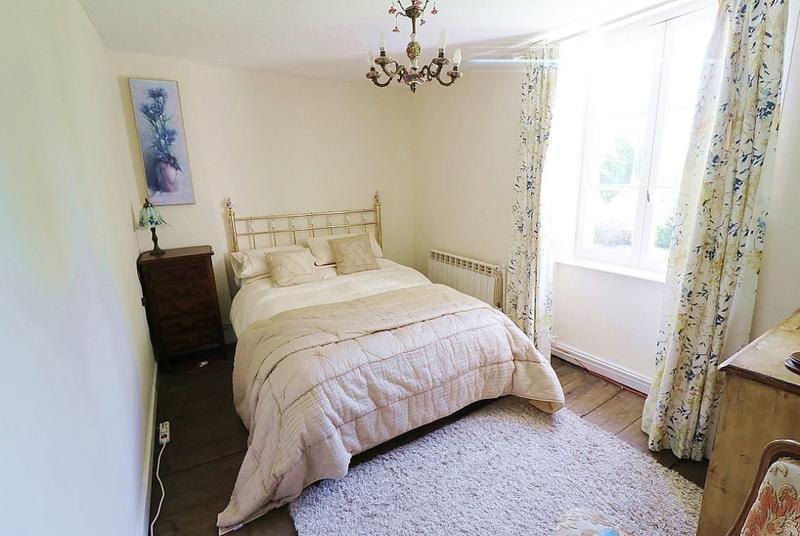 Propriété - 213 m² - 8 pièces