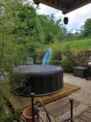 Maison - 137 m² - 7 pièces