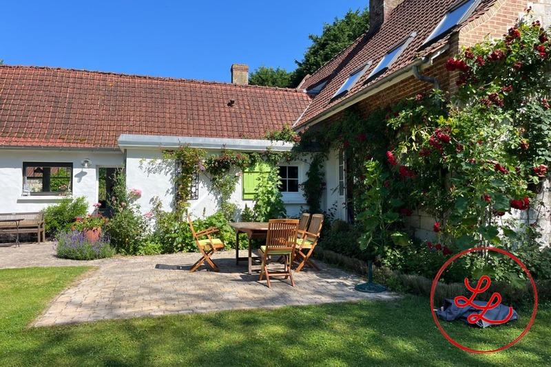 Propriété - 250 m² - 9 pièces