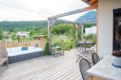 Maison - 146 m² - 5 pièces