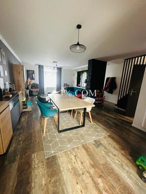 Maison - 108 m² - 4 pièces