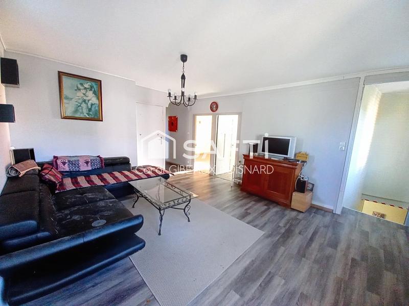 Maison - 187 m² - 7 pièces