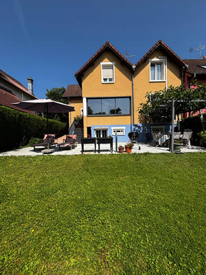 Maison - 179 m² - 6 pièces