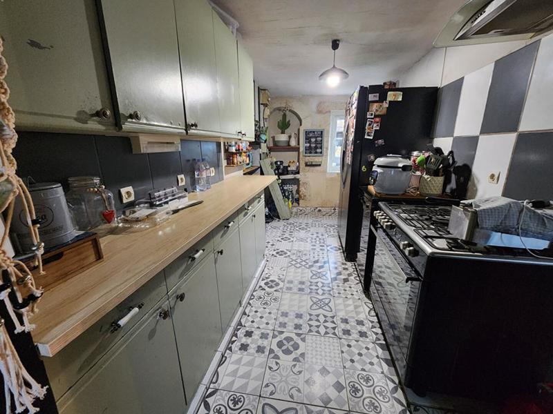 Maison - 298 m² - 9 pièces