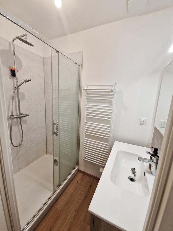 Appartement - 63 m² - 2 pièces