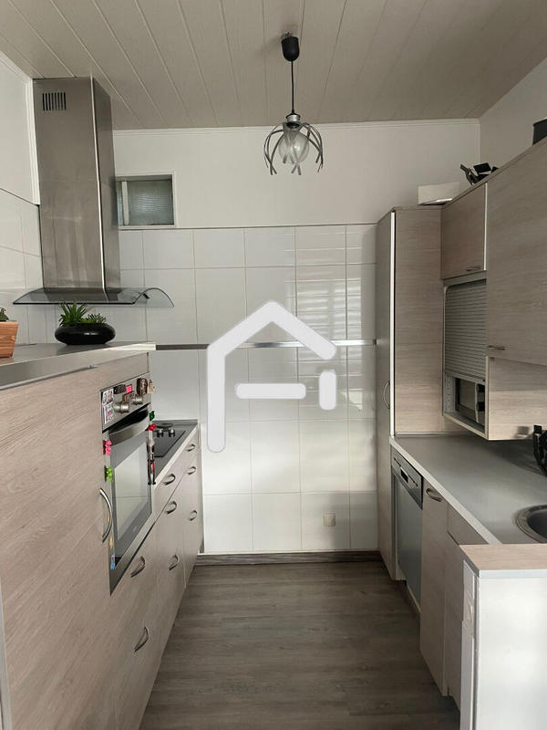 Maison - 83 m² - 4 pièces