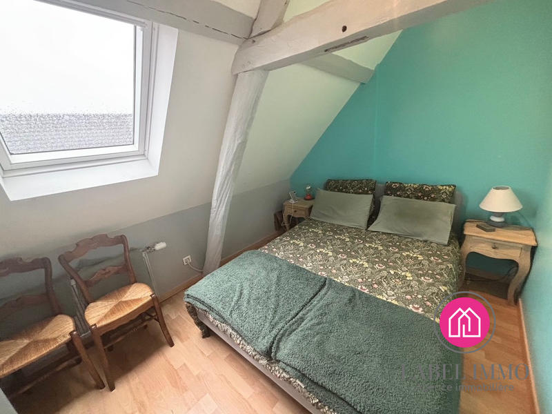 Maison - 225 m² - 8 pièces