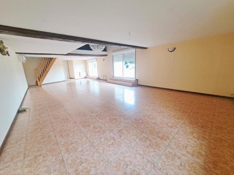 Maison - 265 m² - 10 pièces
