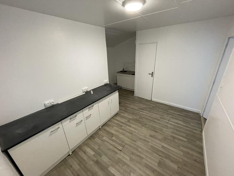 Bureau - 120 m² - 3 pièces