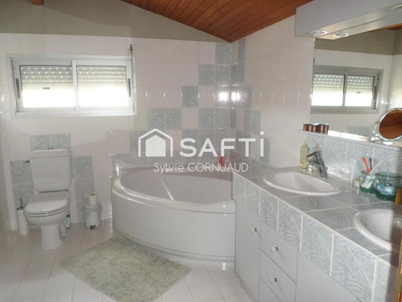 Maison - 137 m² - 6 pièces