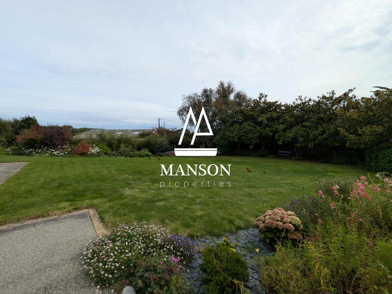 Maison ancienne - 242 m² - 10 pièces