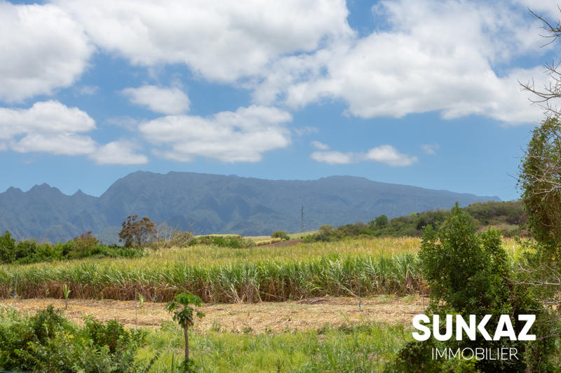 Maison - 93 m² - 5 pièces