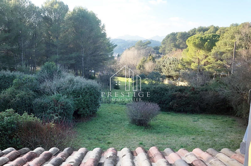 Maison - 185 m² - 5 pièces