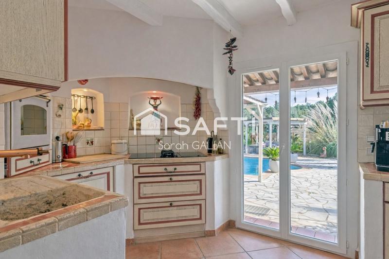 Maison - 187 m² - 6 pièces