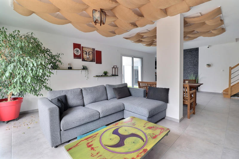 Maison - 138 m² - 6 pièces