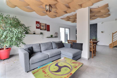 Maison - 138 m² - 6 pièces