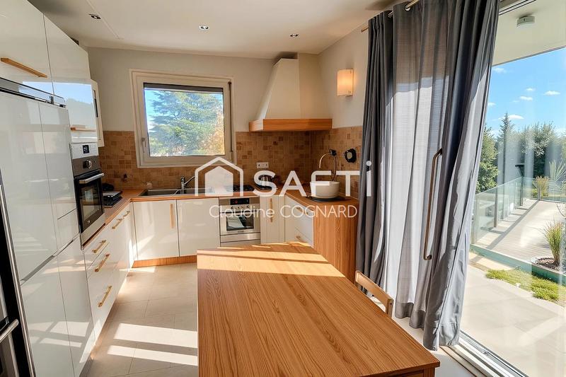 Maison - 129 m² - 5 pièces