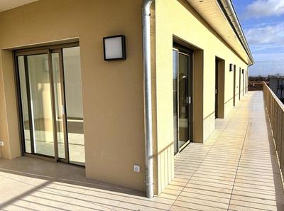 Appartement - 126 m² - 5 pièces