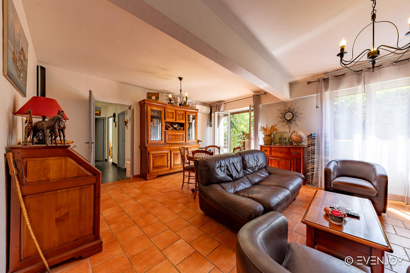 Appartement - 104 m² - 4 pièces