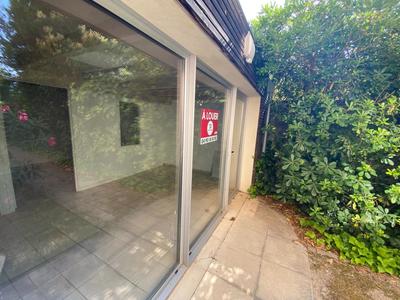 Bureau - 46 m² - 3 pièces