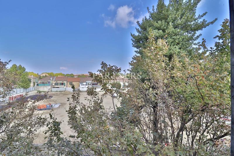 Appartement - 205 m² - 9 pièces