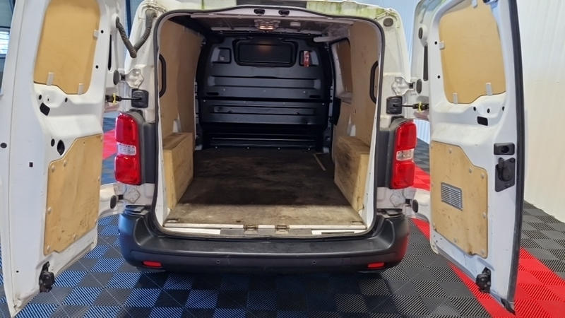 Citroën Jumpy m bluehdi 120 ss bvm6 club 340 nm