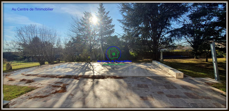 Maison - 344 m² - 11 pièces