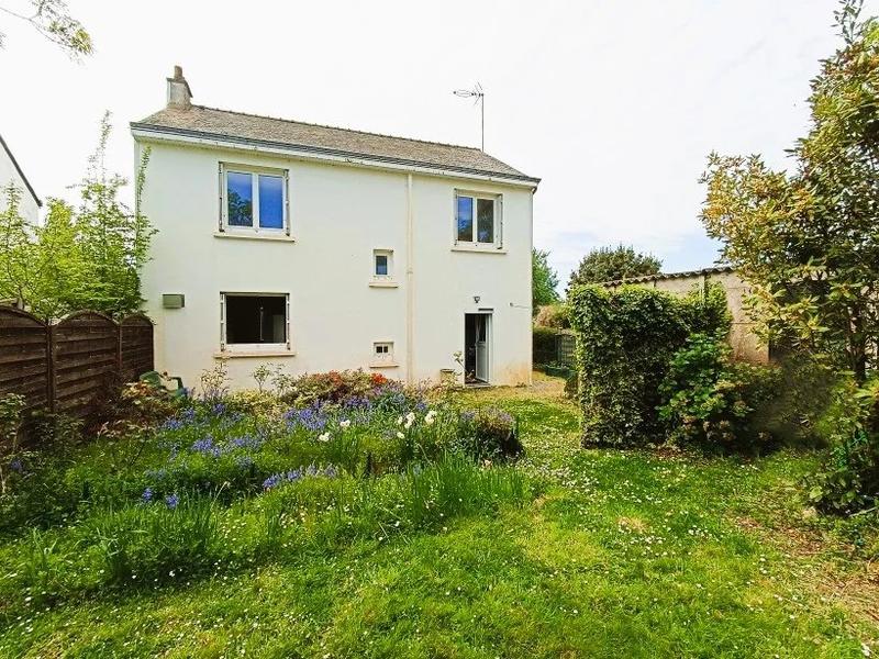 Maison - 93 m² - 5 pièces