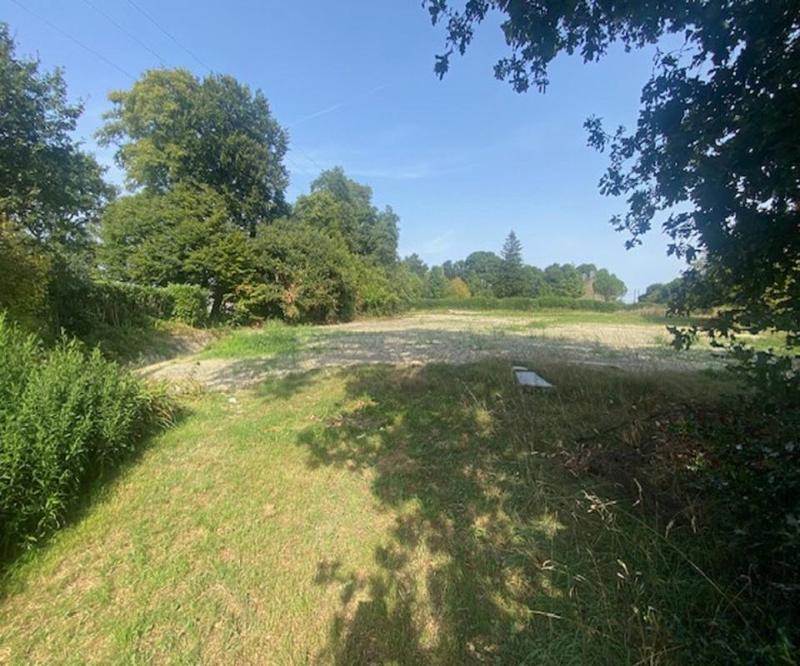 Terrain constructible - 1 660 m²
