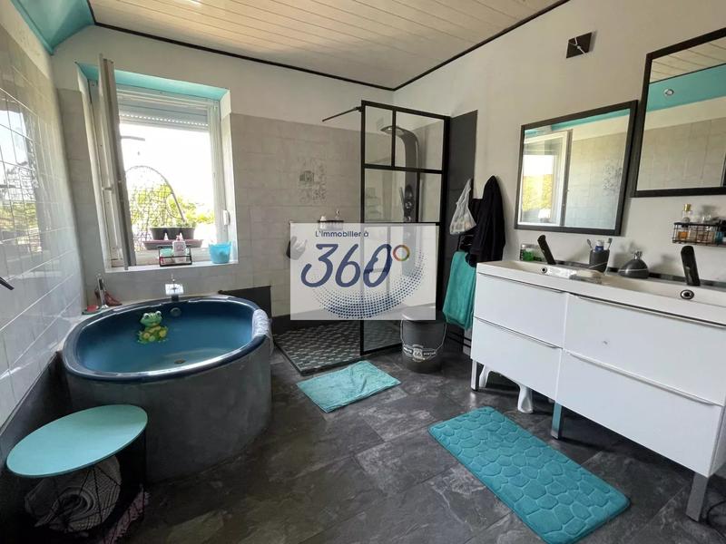 Maison - 124 m² - 4 pièces