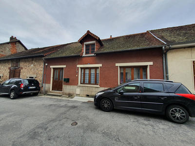 Maison - 80 m² - 4 pièces