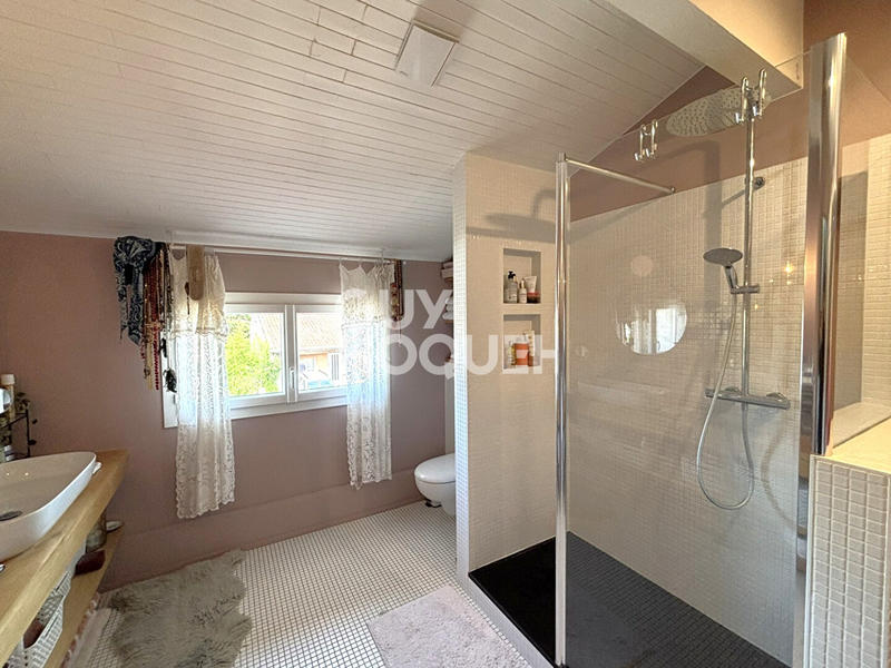 Maison - 148 m² - 5 pièces