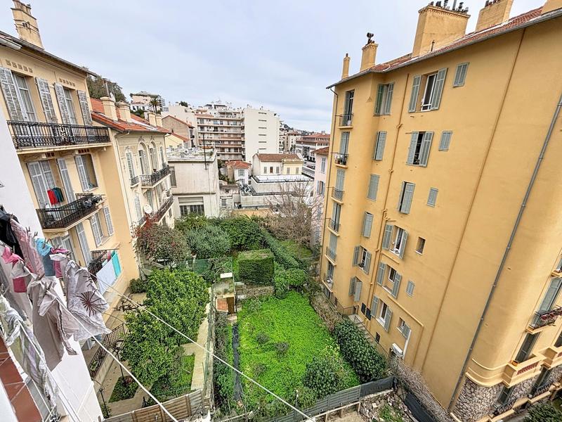 Appartement - 96 m² - 3 pièces