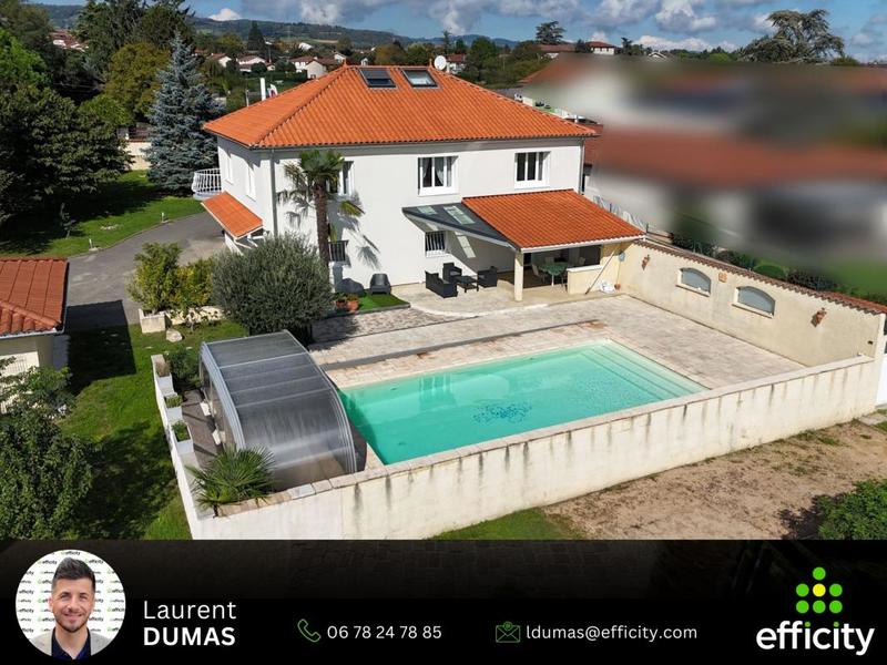 Maison - 187 m² - 6 pièces