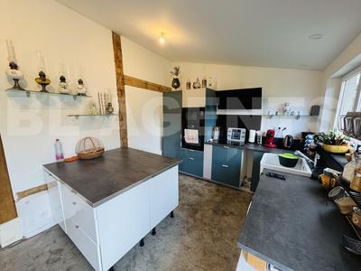 Maison - 83 m² - 4 pièces