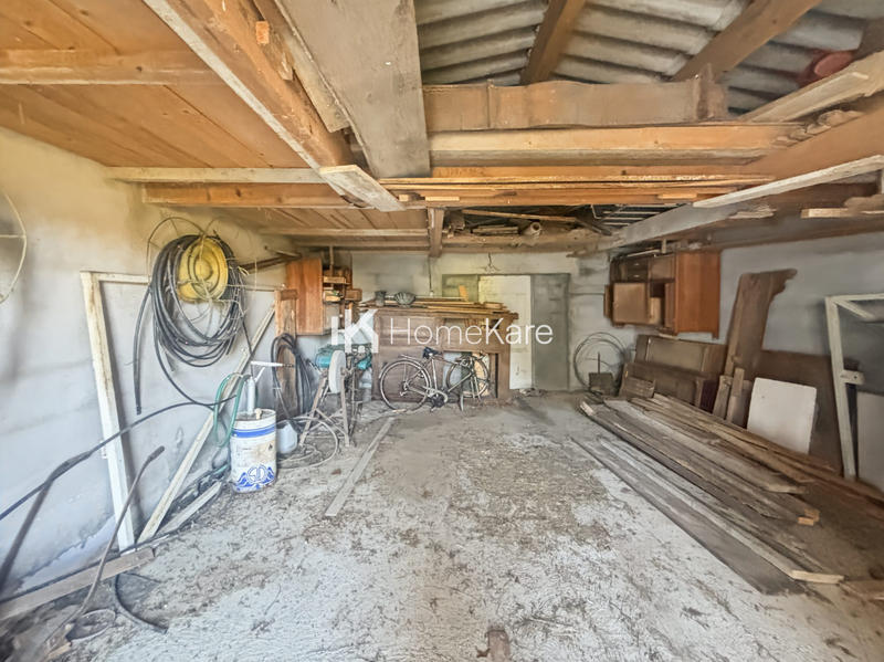 Maison - 280 m² - 11 pièces