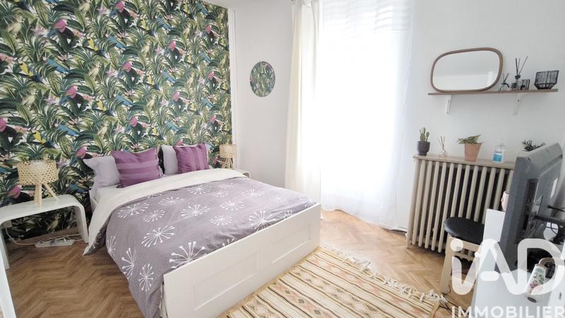 Maison - 211 m² - 8 pièces