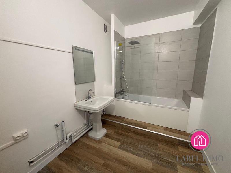 Appartement - 95 m² - 3 pièces