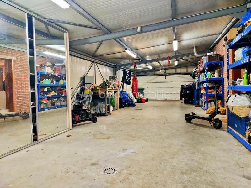 Maison - 320 m² - 7 pièces