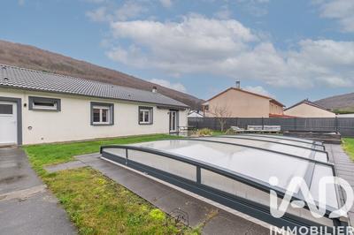 Maison - 105 m² - 6 pièces