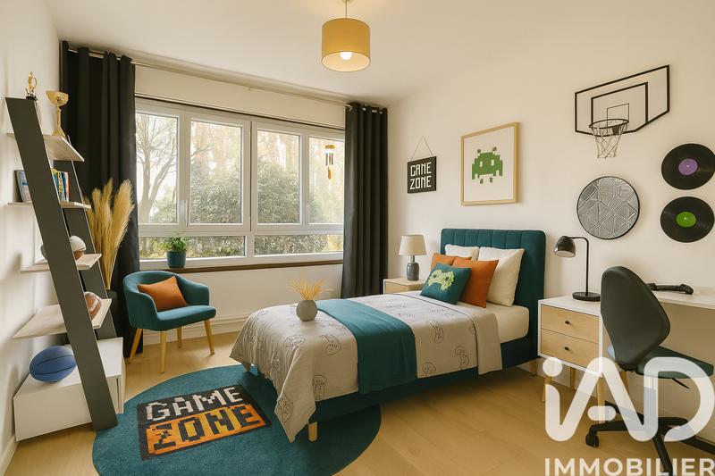 Appartement - 80 m² - 5 pièces