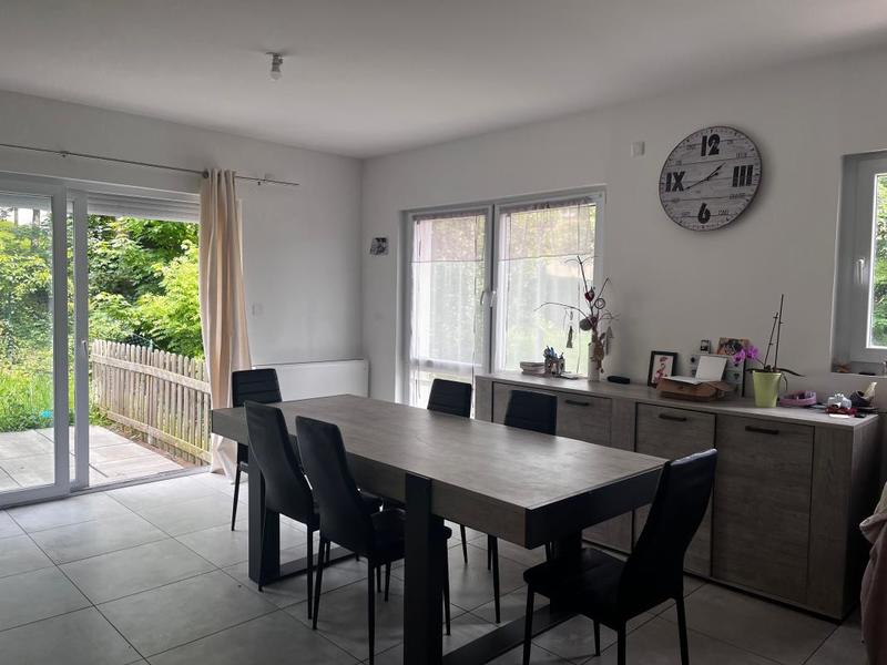 Maison - 140 m² - 5 pièces